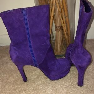 Deep purple bootie
